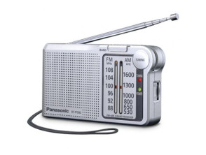 RADIO ANALOGICA COM ALTAVOZ PANASONIC RF-P150DEG-S AM/FM SINTONIZADOR ANALOGICO COLOR PLATA - Plateada