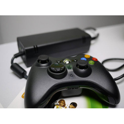 Xbox 360 Slim 250GB Preto Fosco