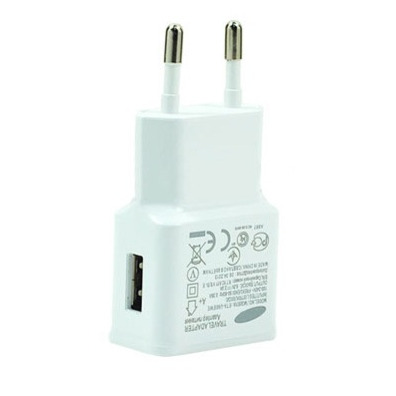 Adaptador de corriente universal USB Preto