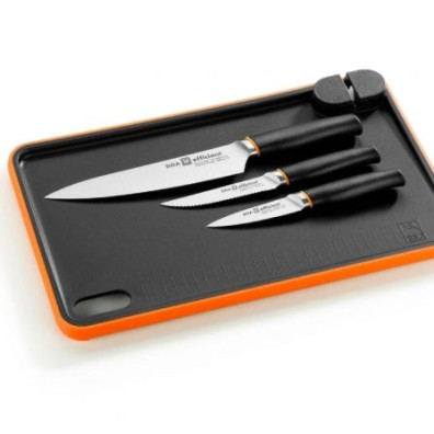 Conjunto Pack 3 Cuchillos Bra Efficient A198021 com tabela para cortar
