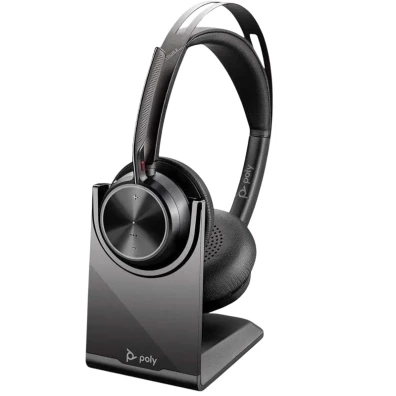 Auriculares sem fio Poly Voyager Focus 2 com adaptador USB-C e Suporte de carga